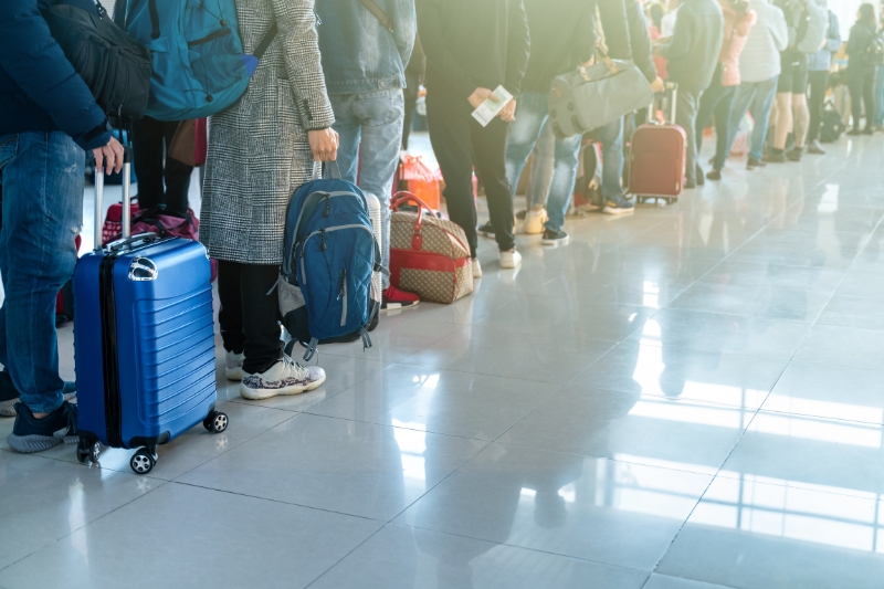 Avoid crowds at the airport
